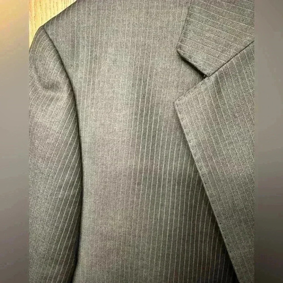 Theory Mens 2-Button Blazer Gray Pinstripe - 100% Wool Size 44 - Picture 5 of 10